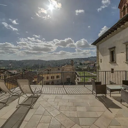 Logge Dei Mercanti Monte San Savino